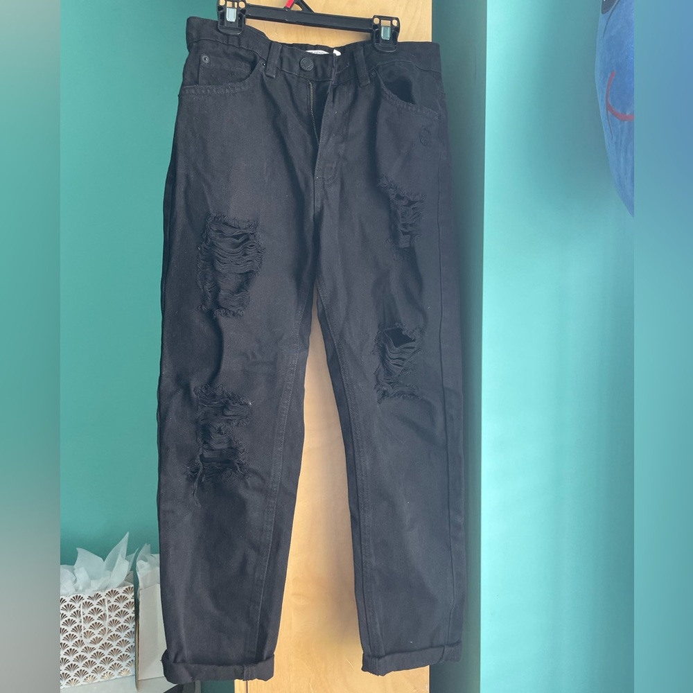 Garage Ripped Mom Jeans